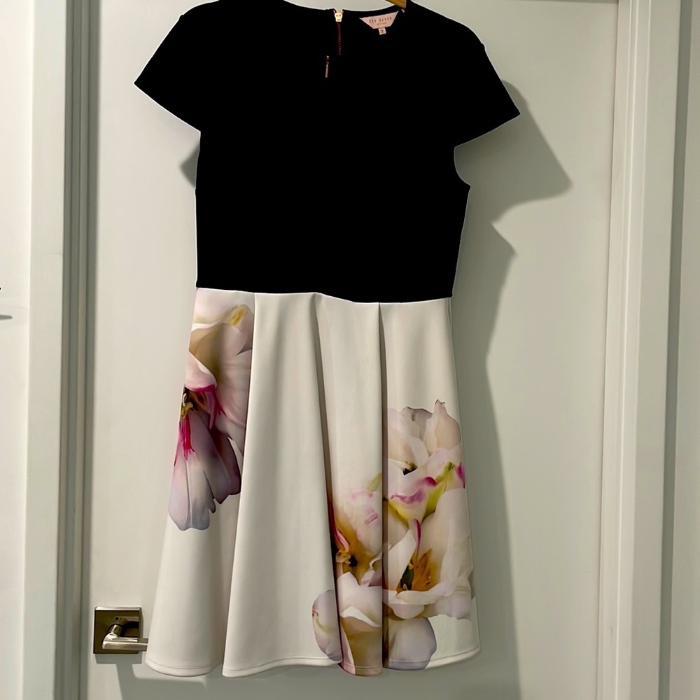 Ted Baker dress in size 3 (8 US) navy blue with white floral bottom